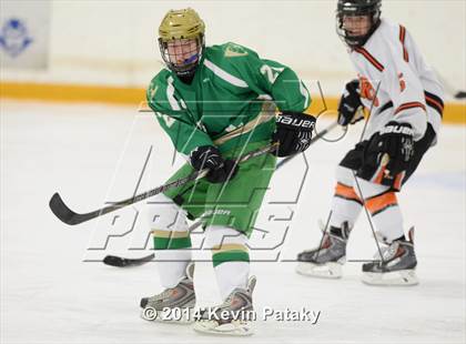 Thumbnail 2 in Notre Dame, WH vs. Ridgefield (West Haven Christmas D1 Final) photogallery.