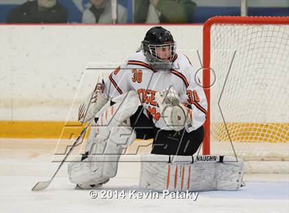 Thumbnail 2 in Notre Dame, WH vs. Ridgefield (West Haven Christmas D1 Final) photogallery.