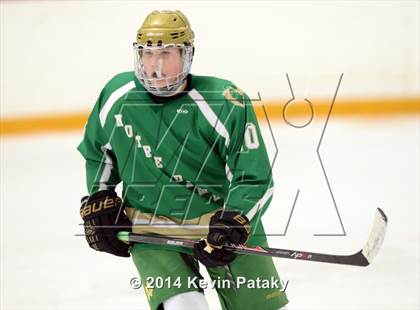 Thumbnail 2 in Notre Dame, WH vs. Ridgefield (West Haven Christmas D1 Final) photogallery.
