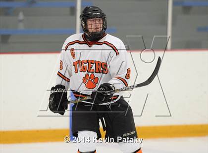 Thumbnail 2 in Notre Dame, WH vs. Ridgefield (West Haven Christmas D1 Final) photogallery.