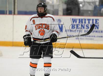 Thumbnail 3 in Notre Dame, WH vs. Ridgefield (West Haven Christmas D1 Final) photogallery.