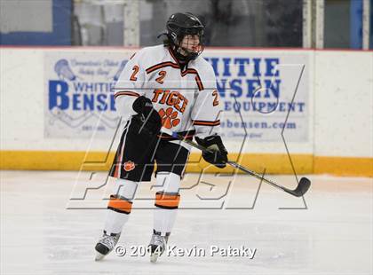 Thumbnail 2 in Notre Dame, WH vs. Ridgefield (West Haven Christmas D1 Final) photogallery.
