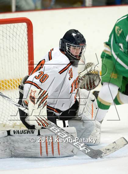 Thumbnail 1 in Notre Dame, WH vs. Ridgefield (West Haven Christmas D1 Final) photogallery.