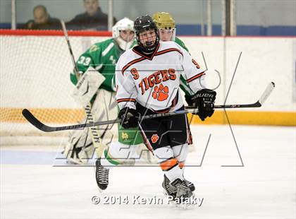 Thumbnail 3 in Notre Dame, WH vs. Ridgefield (West Haven Christmas D1 Final) photogallery.