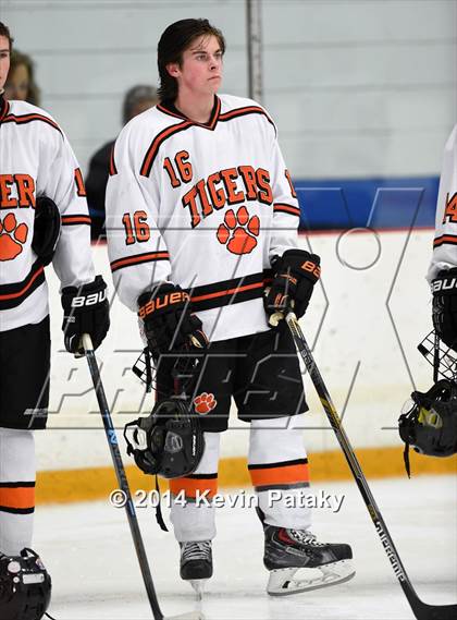 Thumbnail 1 in Notre Dame, WH vs. Ridgefield (West Haven Christmas D1 Final) photogallery.