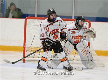 Thumbnail 3 in Notre Dame, WH vs. Ridgefield (West Haven Christmas D1 Final) photogallery.