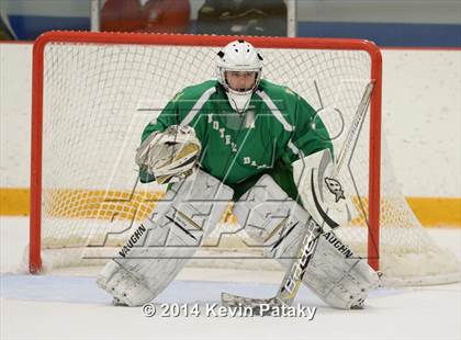 Thumbnail 2 in Notre Dame, WH vs. Ridgefield (West Haven Christmas D1 Final) photogallery.