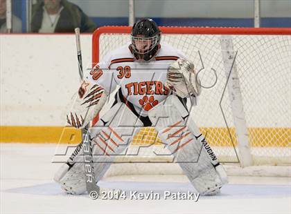 Thumbnail 3 in Notre Dame, WH vs. Ridgefield (West Haven Christmas D1 Final) photogallery.