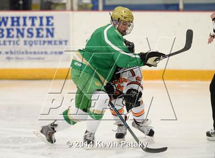 Thumbnail 2 in Notre Dame, WH vs. Ridgefield (West Haven Christmas D1 Final) photogallery.