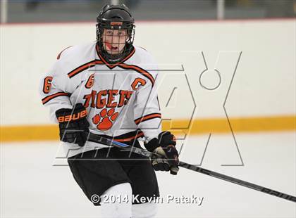 Thumbnail 1 in Notre Dame, WH vs. Ridgefield (West Haven Christmas D1 Final) photogallery.