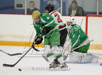 Thumbnail 3 in Notre Dame, WH vs. Ridgefield (West Haven Christmas D1 Final) photogallery.