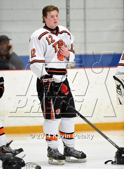 Thumbnail 1 in Notre Dame, WH vs. Ridgefield (West Haven Christmas D1 Final) photogallery.