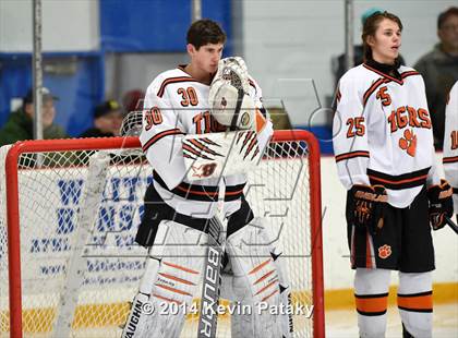 Thumbnail 3 in Notre Dame, WH vs. Ridgefield (West Haven Christmas D1 Final) photogallery.