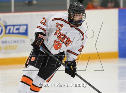 Thumbnail 2 in Notre Dame, WH vs. Ridgefield (West Haven Christmas D1 Final) photogallery.