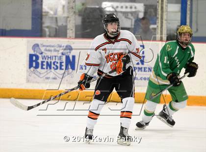 Thumbnail 3 in Notre Dame, WH vs. Ridgefield (West Haven Christmas D1 Final) photogallery.