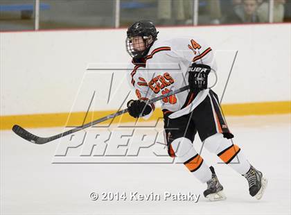 Thumbnail 2 in Notre Dame, WH vs. Ridgefield (West Haven Christmas D1 Final) photogallery.