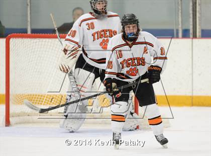 Thumbnail 1 in Notre Dame, WH vs. Ridgefield (West Haven Christmas D1 Final) photogallery.