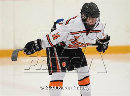 Thumbnail 2 in Notre Dame, WH vs. Ridgefield (West Haven Christmas D1 Final) photogallery.
