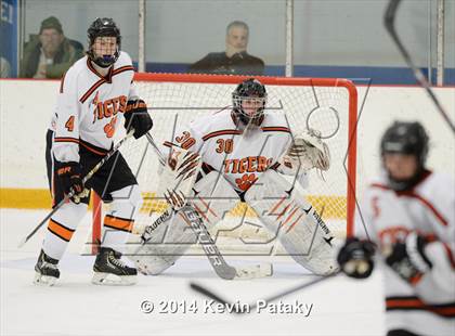 Thumbnail 3 in Notre Dame, WH vs. Ridgefield (West Haven Christmas D1 Final) photogallery.