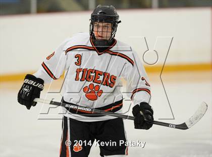 Thumbnail 2 in Notre Dame, WH vs. Ridgefield (West Haven Christmas D1 Final) photogallery.