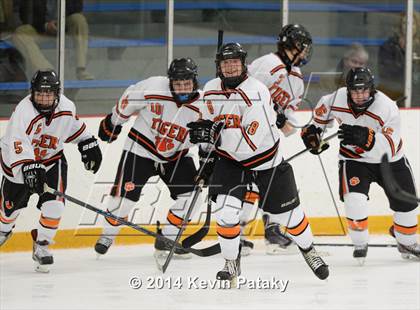 Thumbnail 3 in Notre Dame, WH vs. Ridgefield (West Haven Christmas D1 Final) photogallery.