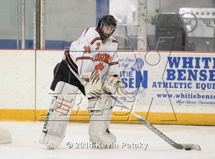 Thumbnail 2 in Notre Dame, WH vs. Ridgefield (West Haven Christmas D1 Final) photogallery.