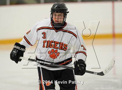 Thumbnail 3 in Notre Dame, WH vs. Ridgefield (West Haven Christmas D1 Final) photogallery.