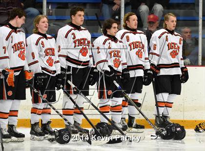 Thumbnail 2 in Notre Dame, WH vs. Ridgefield (West Haven Christmas D1 Final) photogallery.