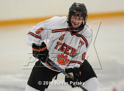 Thumbnail 2 in Notre Dame, WH vs. Ridgefield (West Haven Christmas D1 Final) photogallery.