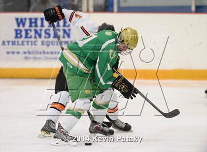 Thumbnail 3 in Notre Dame, WH vs. Ridgefield (West Haven Christmas D1 Final) photogallery.