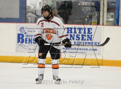 Thumbnail 3 in Notre Dame, WH vs. Ridgefield (West Haven Christmas D1 Final) photogallery.