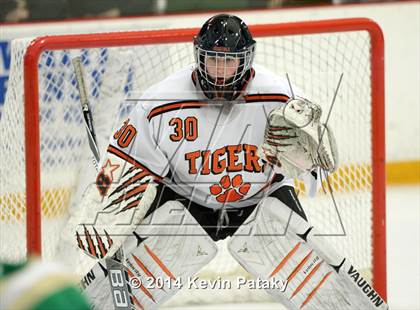 Thumbnail 3 in Notre Dame, WH vs. Ridgefield (West Haven Christmas D1 Final) photogallery.