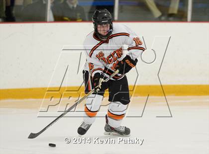 Thumbnail 3 in Notre Dame, WH vs. Ridgefield (West Haven Christmas D1 Final) photogallery.