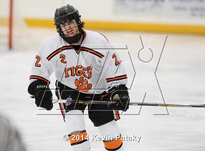 Thumbnail 2 in Notre Dame, WH vs. Ridgefield (West Haven Christmas D1 Final) photogallery.