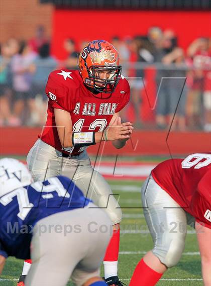 Thumbnail 3 in Don Raabe Big 30 All-Star Charities Classic photogallery.