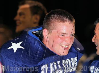 Thumbnail 3 in Don Raabe Big 30 All-Star Charities Classic photogallery.