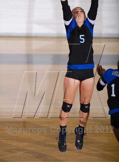 Thumbnail 2 in Adams vs. Mansfield Summit photogallery.
