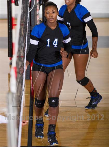 Thumbnail 1 in Adams vs. Mansfield Summit photogallery.