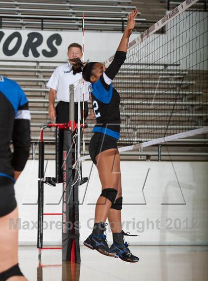 Thumbnail 1 in Adams vs. Mansfield Summit photogallery.