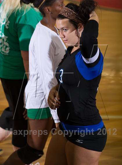 Thumbnail 1 in Adams vs. Mansfield Summit photogallery.