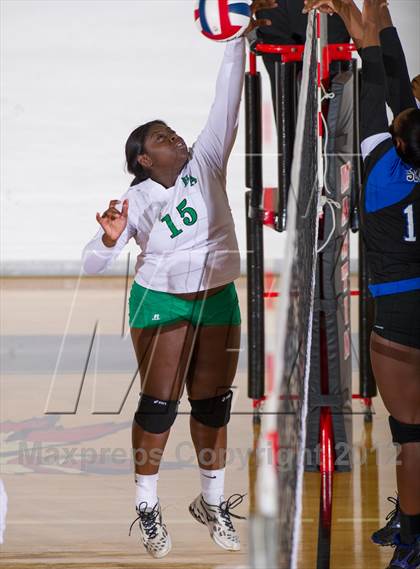 Thumbnail 1 in Adams vs. Mansfield Summit photogallery.