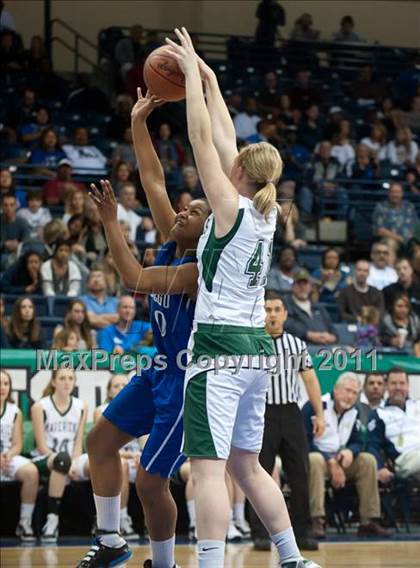 Thumbnail 1 in La Costa Canyon vs San Diego (CIF SDS D1 Final) photogallery.