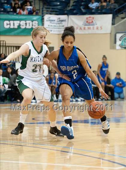 Thumbnail 3 in La Costa Canyon vs San Diego (CIF SDS D1 Final) photogallery.