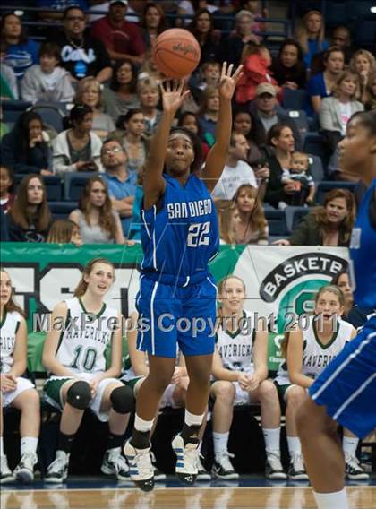 Thumbnail 3 in La Costa Canyon vs San Diego (CIF SDS D1 Final) photogallery.