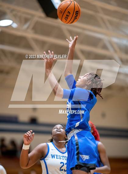 Thumbnail 3 in Triton @ Westover photogallery.