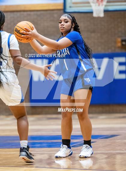 Thumbnail 3 in Triton @ Westover photogallery.
