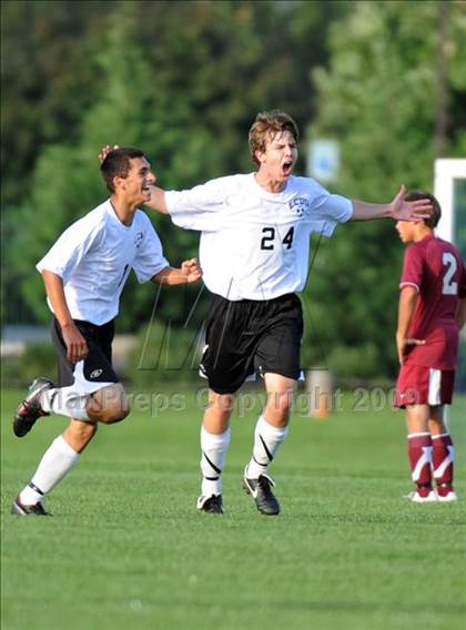 Thumbnail 2 in East Juniata @ Lancaster Country Day photogallery.