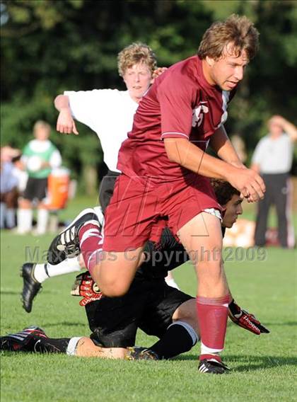 Thumbnail 3 in East Juniata @ Lancaster Country Day photogallery.