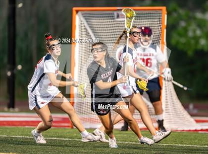 Thumbnail 3 in Wellesley vs. Central Catholic (MIAA Division1 Final) photogallery.