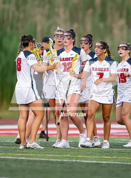 Thumbnail 1 in Wellesley vs. Central Catholic (MIAA Division1 Final) photogallery.